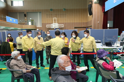 완주군예방접종센터개소현장방문(32).JPG