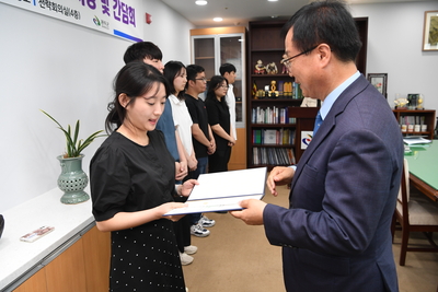 민원처리기간단축마일리지우수공무원포상(13).JPG