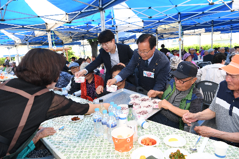 이서면 빨래방 개소식 및 어르신 위안잔치 (49).JPG