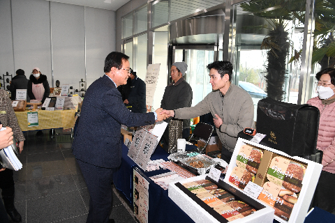 설 명절맞이 직거래장터 (5).JPG