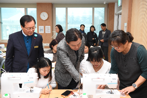 설명절 맞이 완주군가족센터 현장방문 (19).JPG