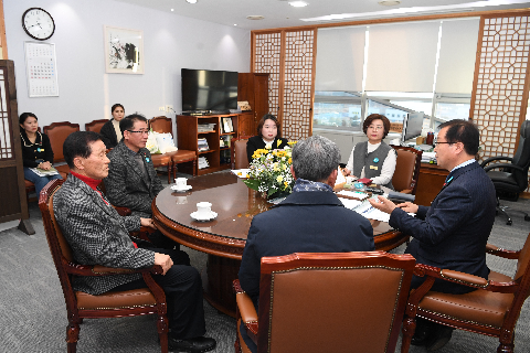 친환경솔매포크 영농조합법인 이웃돕기 성금 전달식 (8).JPG