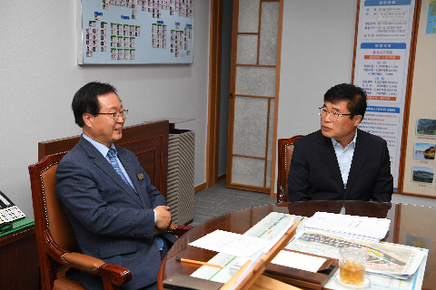 한국라이온스클럽 추석명절 성금 전달식 (3).JPG